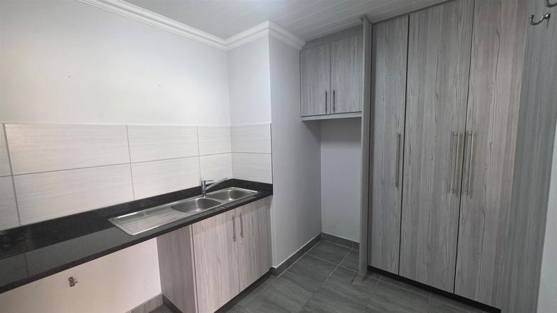 3 Bedroom Property for Sale in Seemeeu Park Western Cape